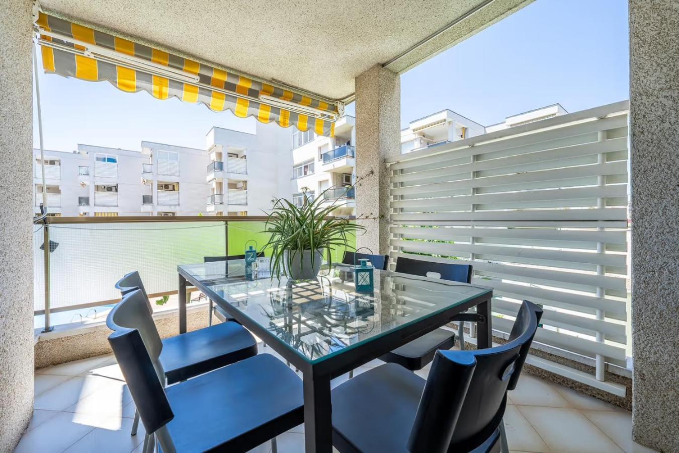 Apartmán Bumbai Creixell Exteriér fotografie